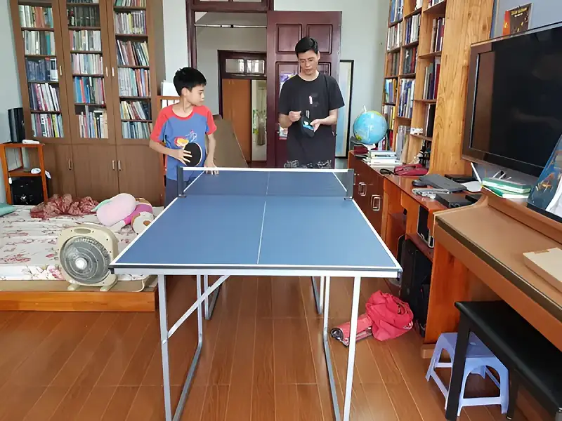 Bàn bóng bàn trẻ em mini