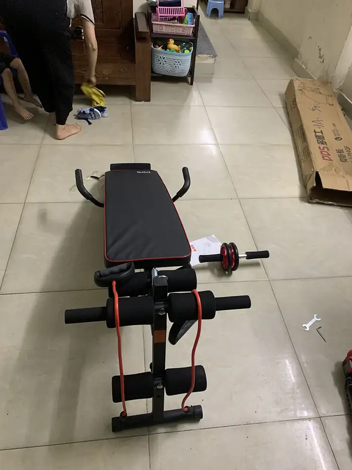 Hình ảnh thực tế ghế tập bụng DDS-104 lắp cho khách hàng