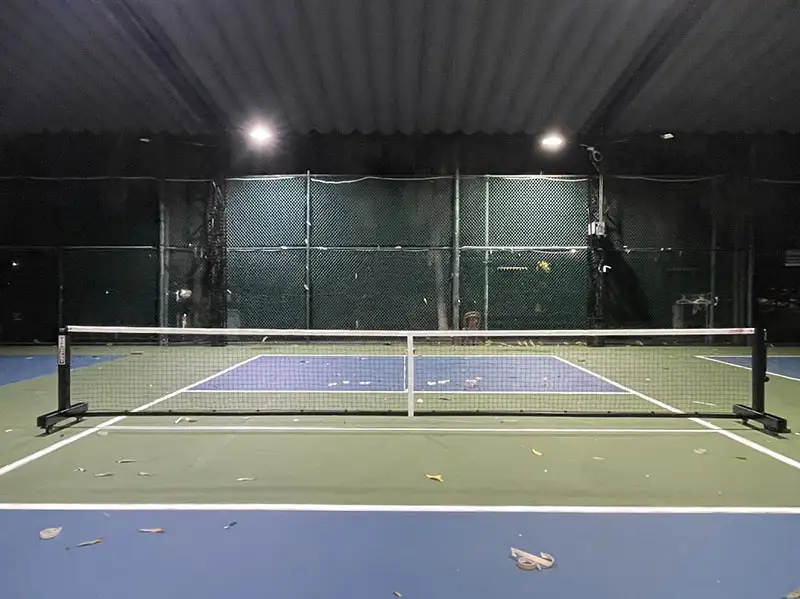 Hình ảnh thực tế Trụ Pickleball thi đấu 303704-P ngoài trời