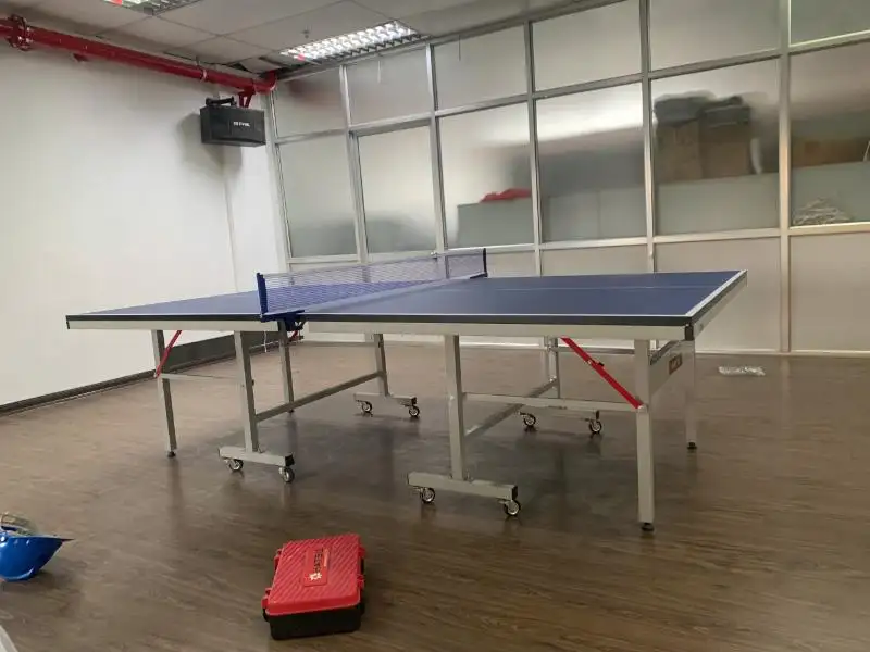 Cấu tạo bóng bàn về khung chân bàn,