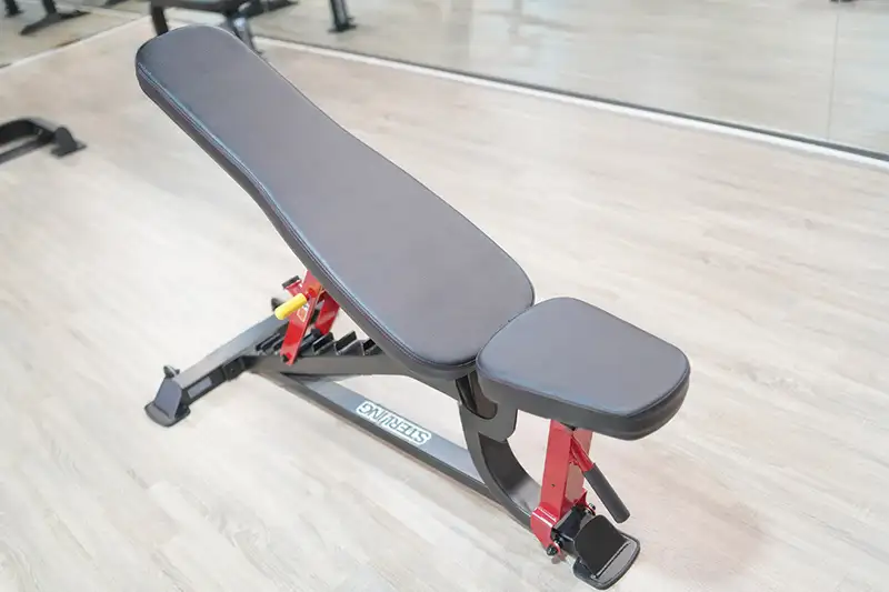 Yên ghế bọc đệm da êm ái