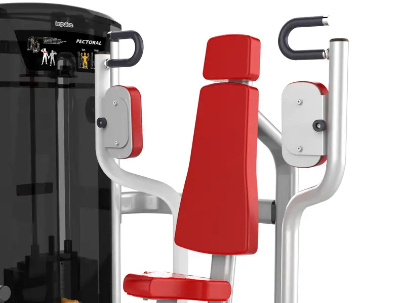 Máy tập cơ ngực Impulse IT9504 (Pectoral) 7 Ghế ngồi êm ái và được bọc da chống thấm tốt