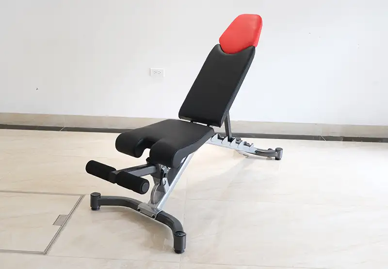 Ghế ngồi được bọc da cao cấp