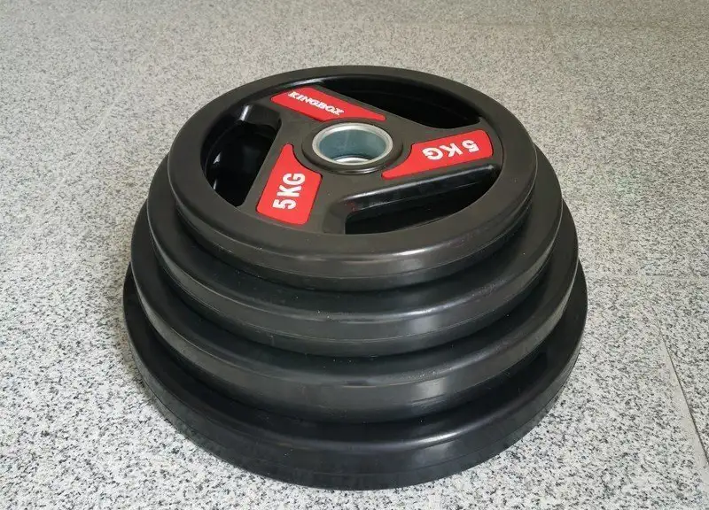 Tạ có nhiều trọng lượng khác nhau