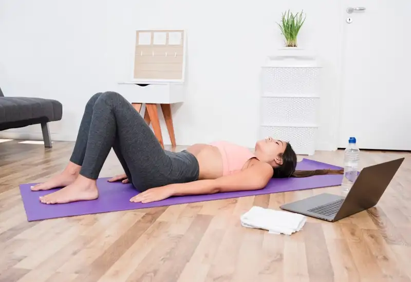 tập gập bụng cho nữ